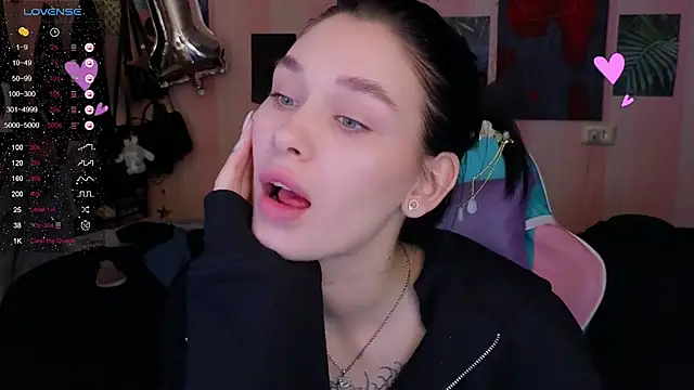 Snapshot of Amanda_Tender chatting on 02.20.25 Amanda Tender online show from 02.20.25