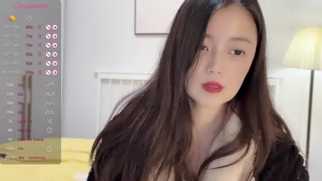 A-xena online show from 02.25.25