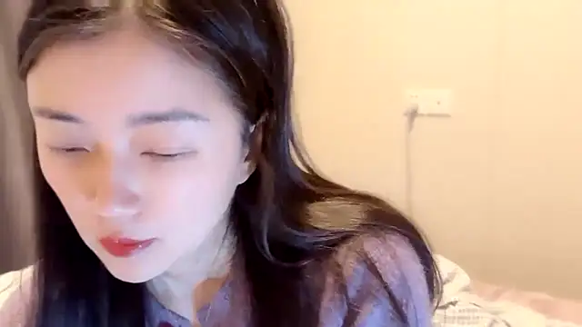 A-xena online show from 03.23.25