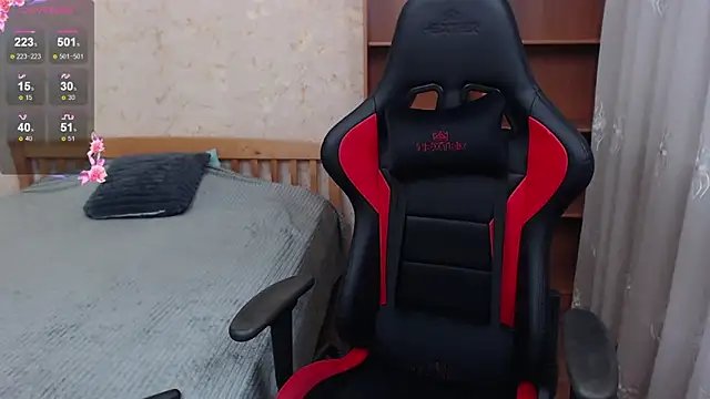 JuicyJess online show from 04.05.26