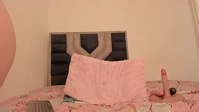 Snapshot of TiiffanyEvans1 chatting on 02.02.26 TiiffanyEvans1 online show from 02.02.26