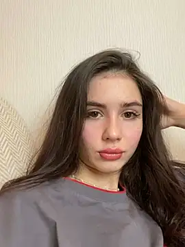 SofiaLaLight online show from 01.11.25