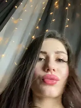 SofiaLaLight online show from 01.14.25