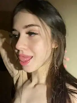 SofiaLaLight online show from 03.03.25