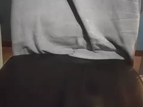 Snapshot of Pol8822 chatting on 02.05.25 Pol8822 online show from 02.05.25