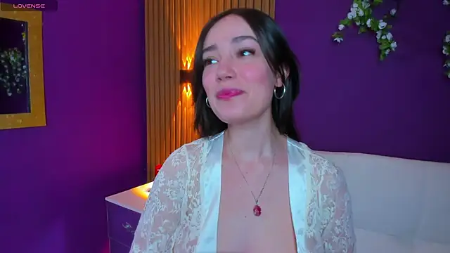 Kate Amaretto  online show from 12.12.24