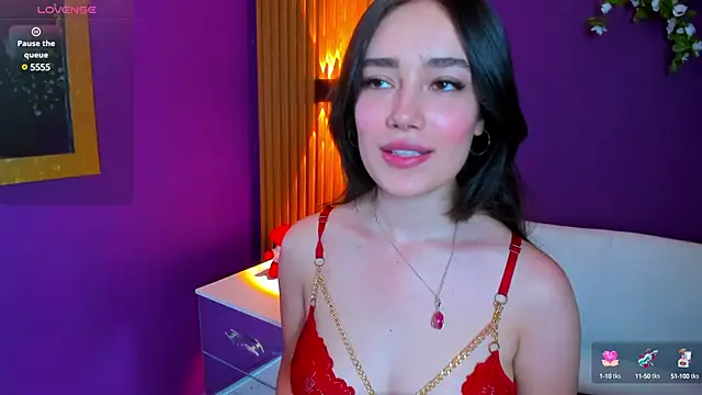 Kate Amaretto  online show from 12.16.24