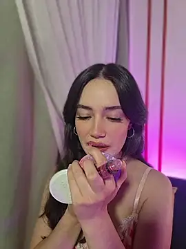 Kate Amaretto  online show from 04.28.26