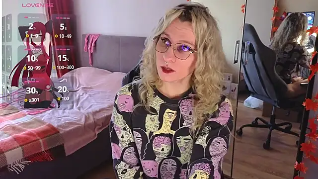 Lori Myaf online show from 10.11.25