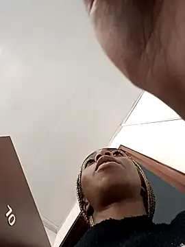 Shanelle   online show from 02.25.26