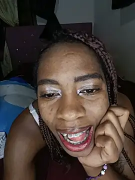 Snapshot of Shanelle__ chatting on 07.28.26 Shanelle online show from 07.28.26