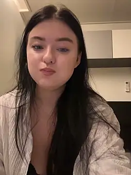 Angela Fosterr online show from 11.08.25