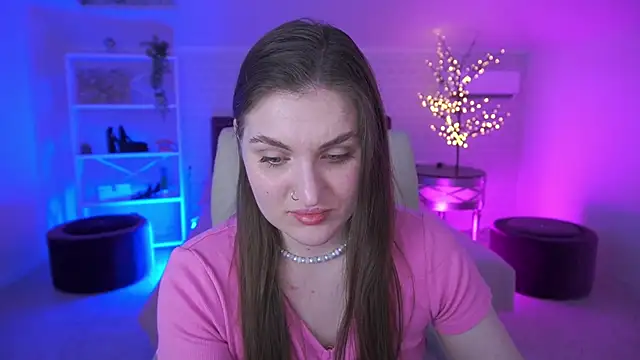 EmmyCharmm online show from 06.07.26