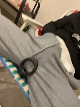 Snapshot of athenphysics chatting on 01.09.25 athenphysics online show from 01.09.25