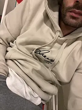 Snapshot of athenphysics chatting on 01.10.25 athenphysics online show from 01.10.25