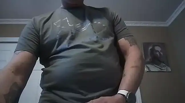 Snapshot of Cockrub1 chatting on 02.01.25 Cockrub1 online show from 02.01.25