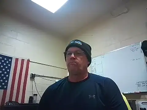 Snapshot of Cockrub1 chatting on 02.04.25 Cockrub1 online show from 02.04.25