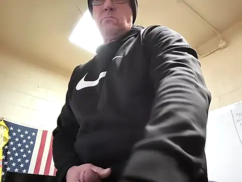 Snapshot of Cockrub1 chatting on 02.25.26 Cockrub1 online show from 02.25.26