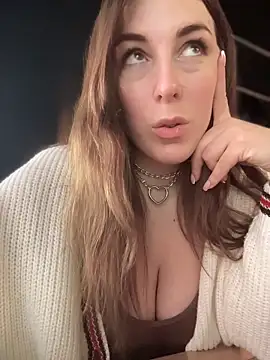 Snapshot of MommmyYummy chatting on 02.06.26 MommmyYummy online show from 02.06.26