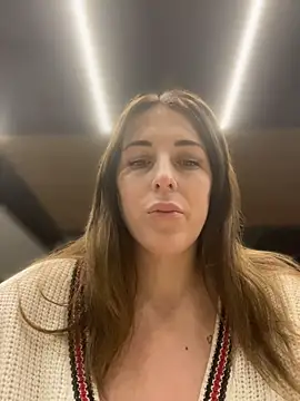 Snapshot of MommmyYummy chatting on 02.13.26 MommmyYummy online show from 02.13.26