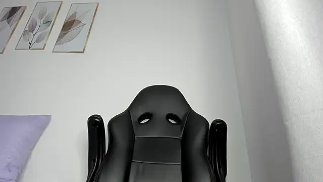 Snapshot of _Molly_rosse_ chatting on 05.20.26 Molly rosse online show from 05.20.26