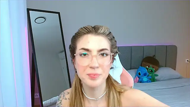 Mrs Tory online show from 12.22.24