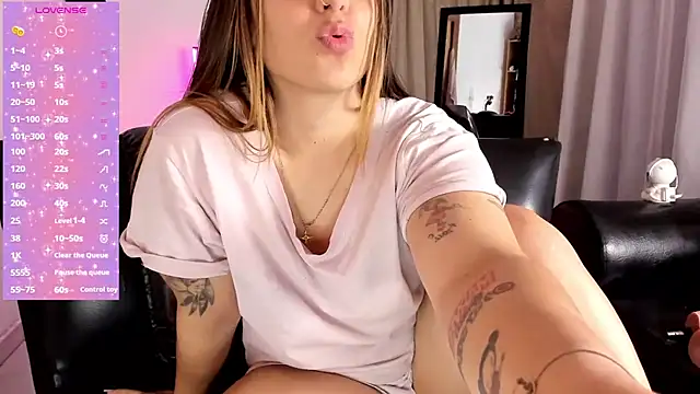 Natasha Wilde  online show from 07.21.26