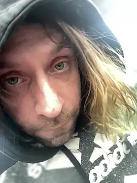 Snapshot of 4kUsh2Fashion0 chatting on 12.24.24 4kUsh2Fashion0 online show from 12.24.24