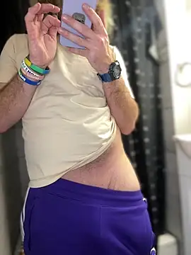 Snapshot of 4kUsh2Fashion0 chatting on 12.30.24 4kUsh2Fashion0 online show from 12.30.24