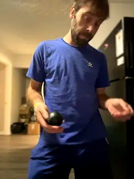 Snapshot of 4kUsh2Fashion0 chatting on 10.03.25 4kUsh2Fashion0 online show from 10.03.25