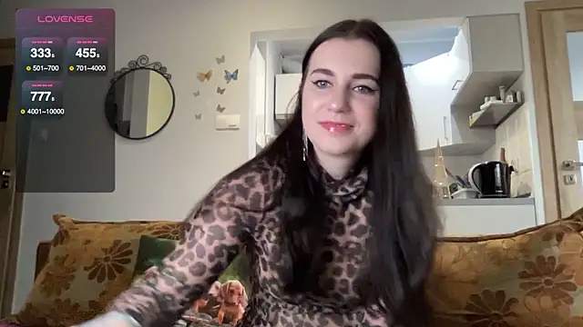 Teylor Love online show from 12.19.24