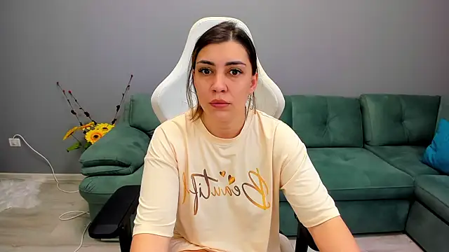EveEvian online show from 06.18.26
