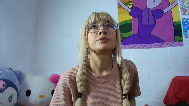 Cloe Leee online show from 06.24.26