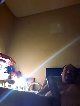 Snapshot of antoniox1978 chatting on 02.24.25 antoniox1978 online show from 02.24.25