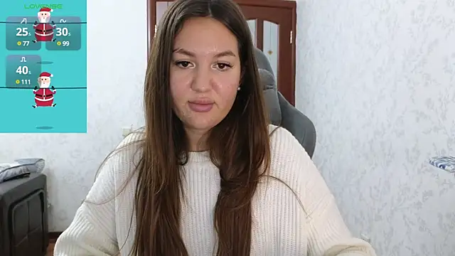 Snapshot of Nelly_Fischer chatting on 12.27.24 Nelly Fischer online show from 12.27.24