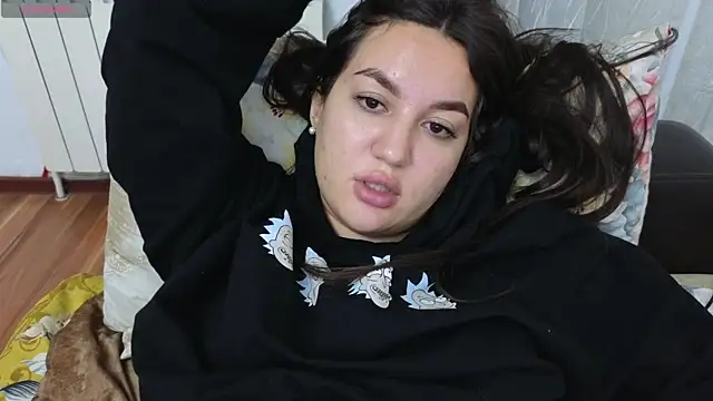 Snapshot of Nelly_Fischer chatting on 02.13.25 Nelly Fischer online show from 02.13.25