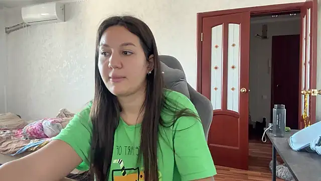 Snapshot of Nelly_Fischer chatting on 02.17.25 Nelly Fischer online show from 02.17.25