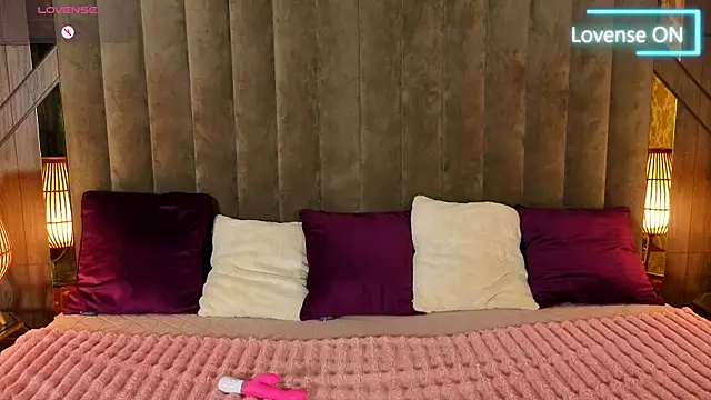 Sexy Lava online show from 04.12.26