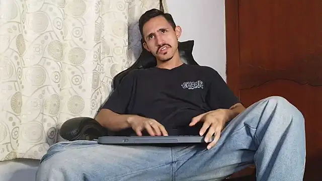 HomeAloneK online show from 06.05.26
