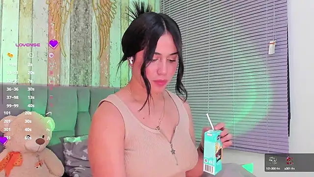 Gigi-bom online show from 01.28.25