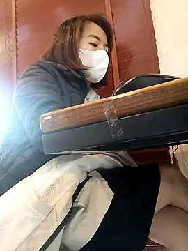 Snapshot of Michiko1 chatting on 02.19.25 Michiko1 online show from 02.19.25