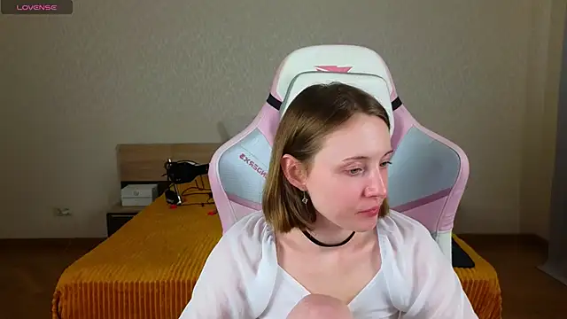 Cowell Adelina online show from 03.09.26