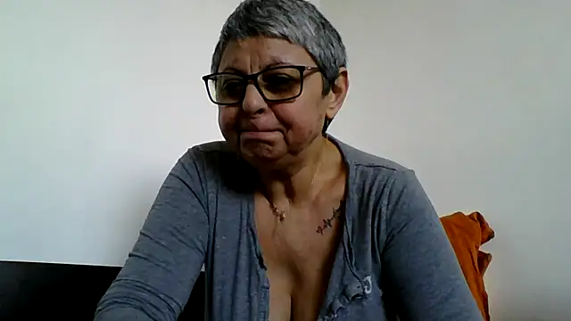 roseblak42 online show from 01.19.26