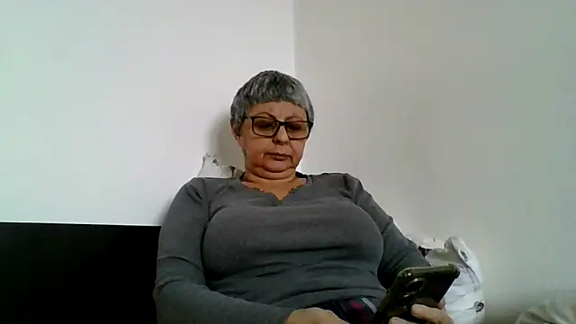 roseblak42 online show from 02.08.26