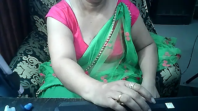 Snapshot of Punambhabisexy chatting on 07.22.26 Punambhabisexy online show from 07.22.26