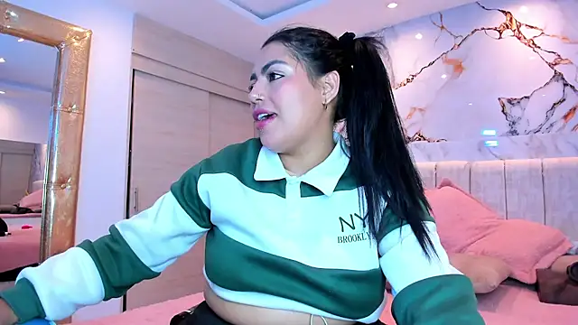 kiana cream online show from 03.20.26