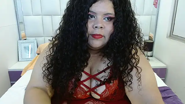 Snapshot of Sarah_Bowie chatting on 10.03.25 Sarah Bowie online show from 10.03.25