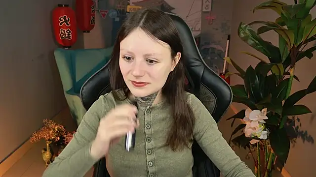 Snapshot of VeliraBraitberg chatting on 01.25.25 VeliraBraitberg online show from 01.25.25