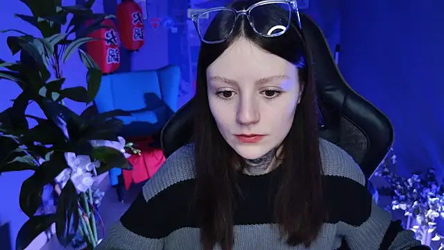 Snapshot of VeliraBraitberg chatting on 02.12.25 VeliraBraitberg online show from 02.12.25