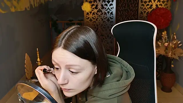 Snapshot of VeliraBraitberg chatting on 03.21.25 VeliraBraitberg online show from 03.21.25